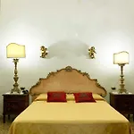 Luxury Venetian Πανσιόν 4*