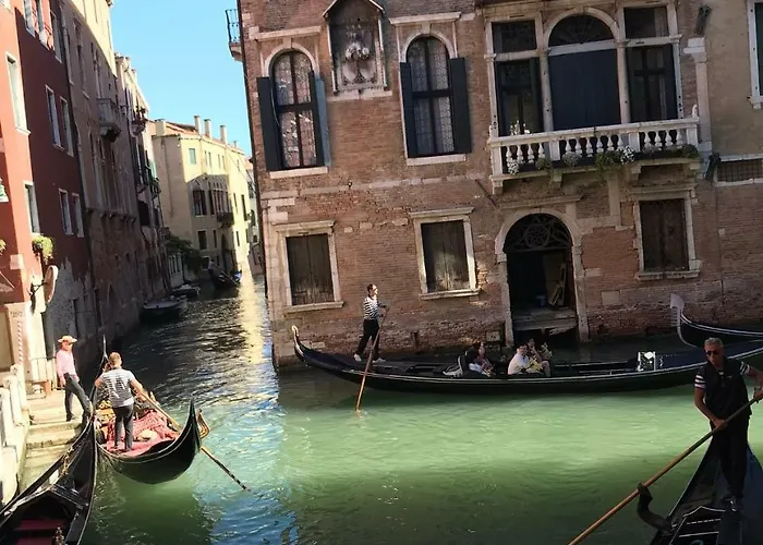 Luxury Venetian ヴェネツィア