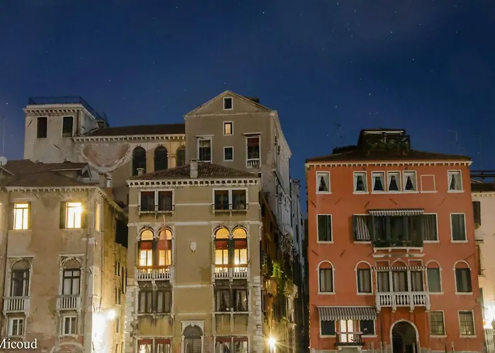 Luxury Venetian ヴェネツィア