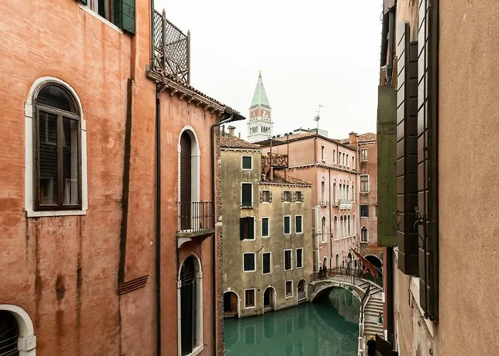 Luxury Venetian ヴェネツィア