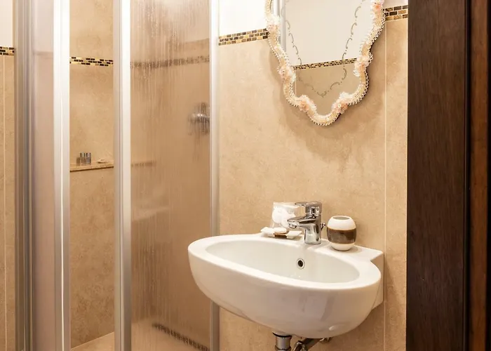 ゲストハウス Luxury Venetian 4*