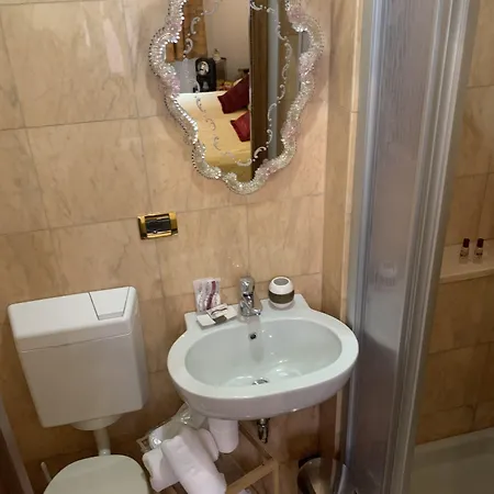 Luxury Venetian
