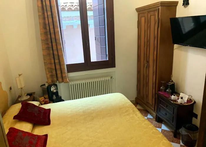 Luxury Venetian 4* Velence